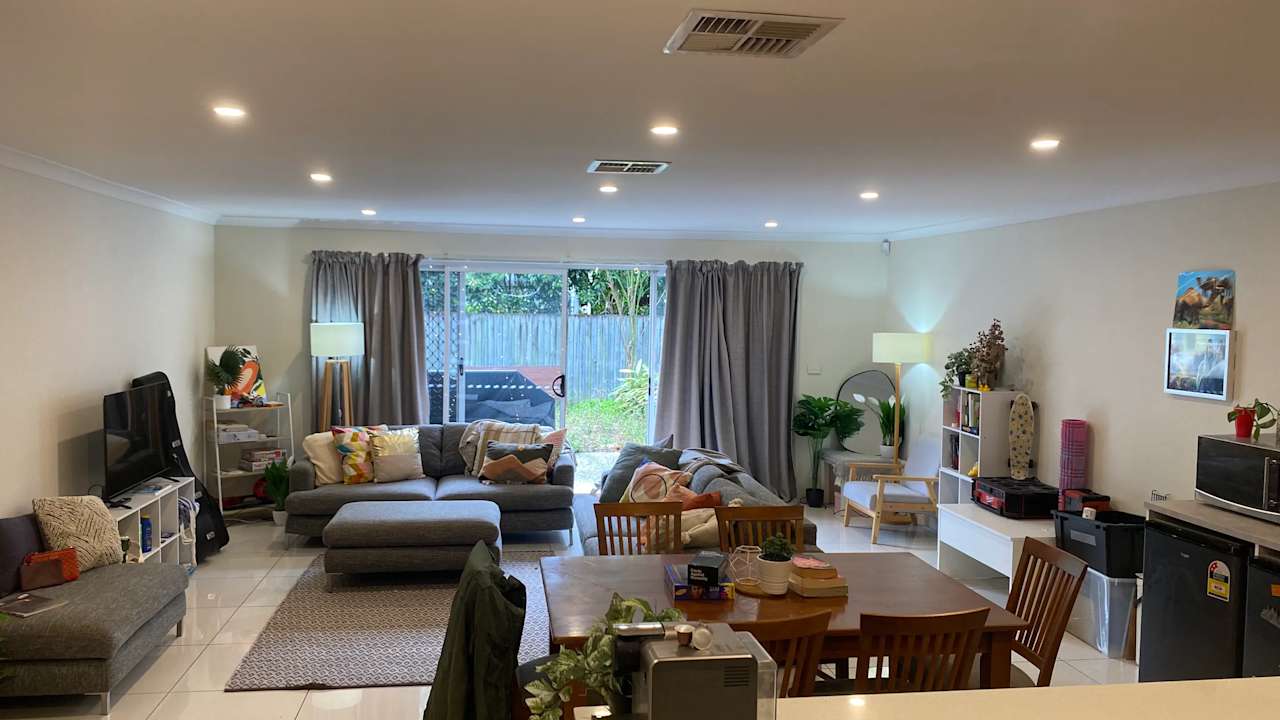 Unfurnished room in a share house