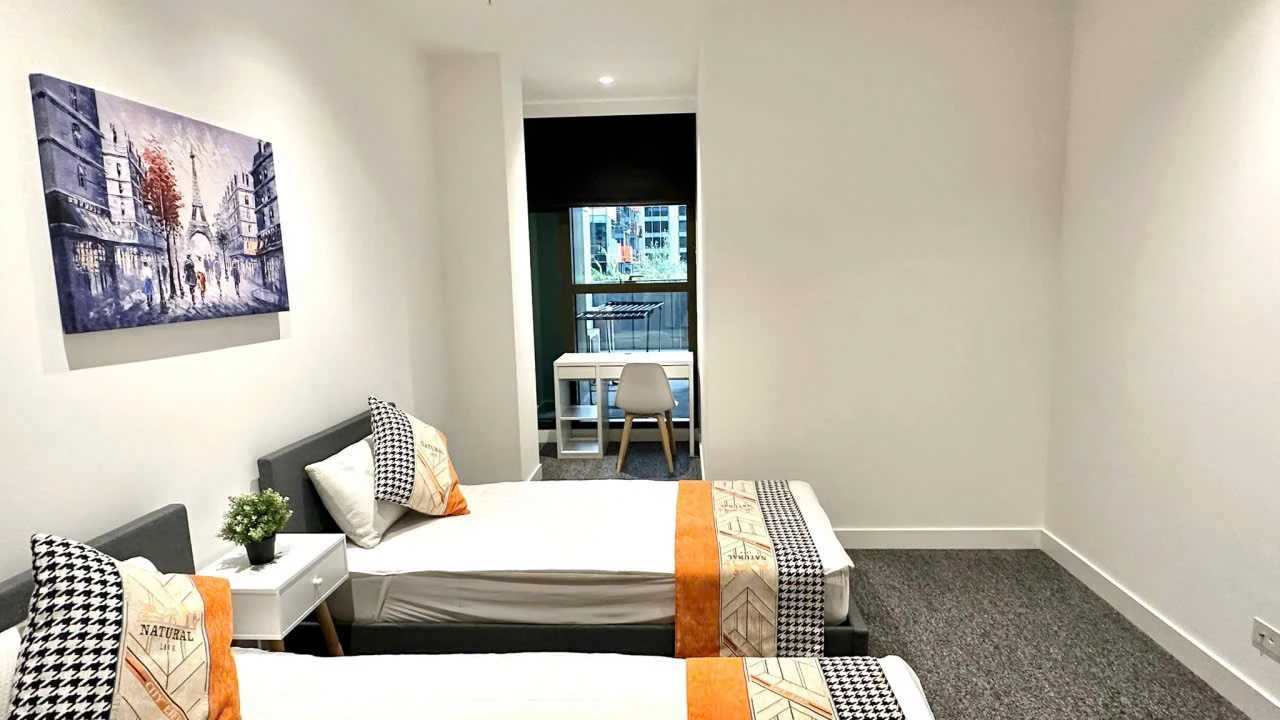 Whole property with 2 rooms for rent
