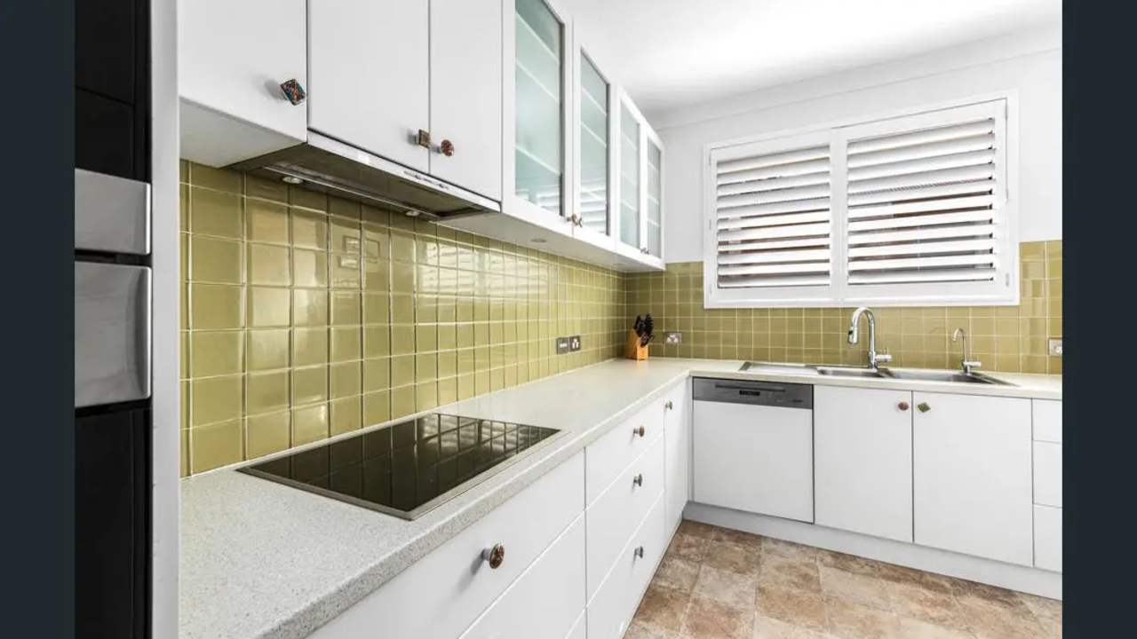 Unfurnished room with ensuite in a share house
