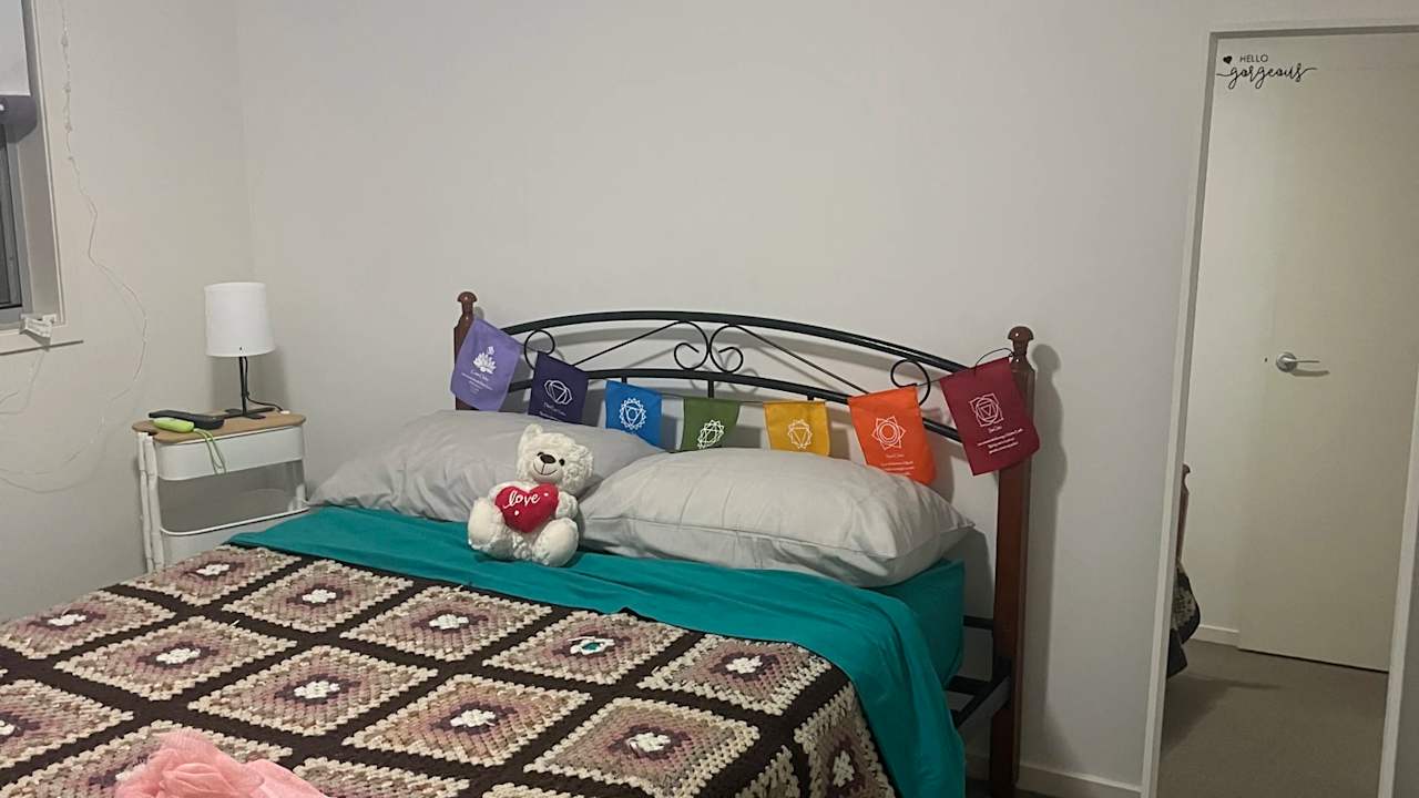 Room in a share house