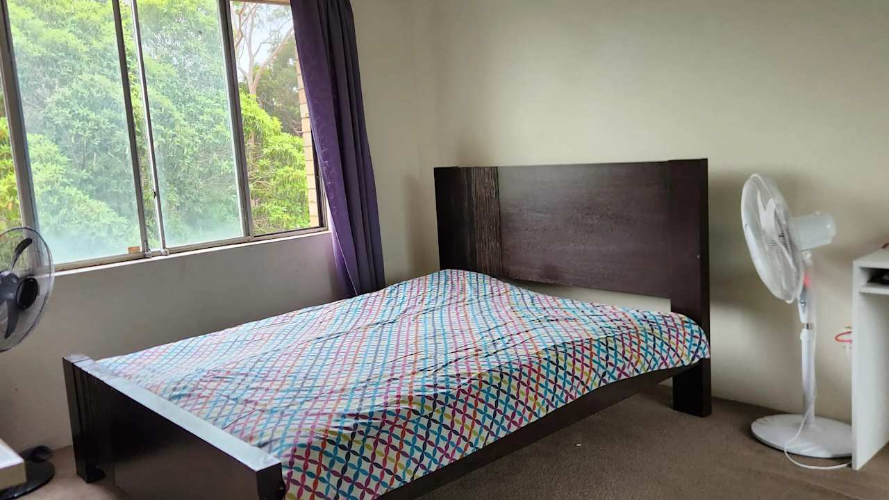 Furnished room with ensuite in a flatshare