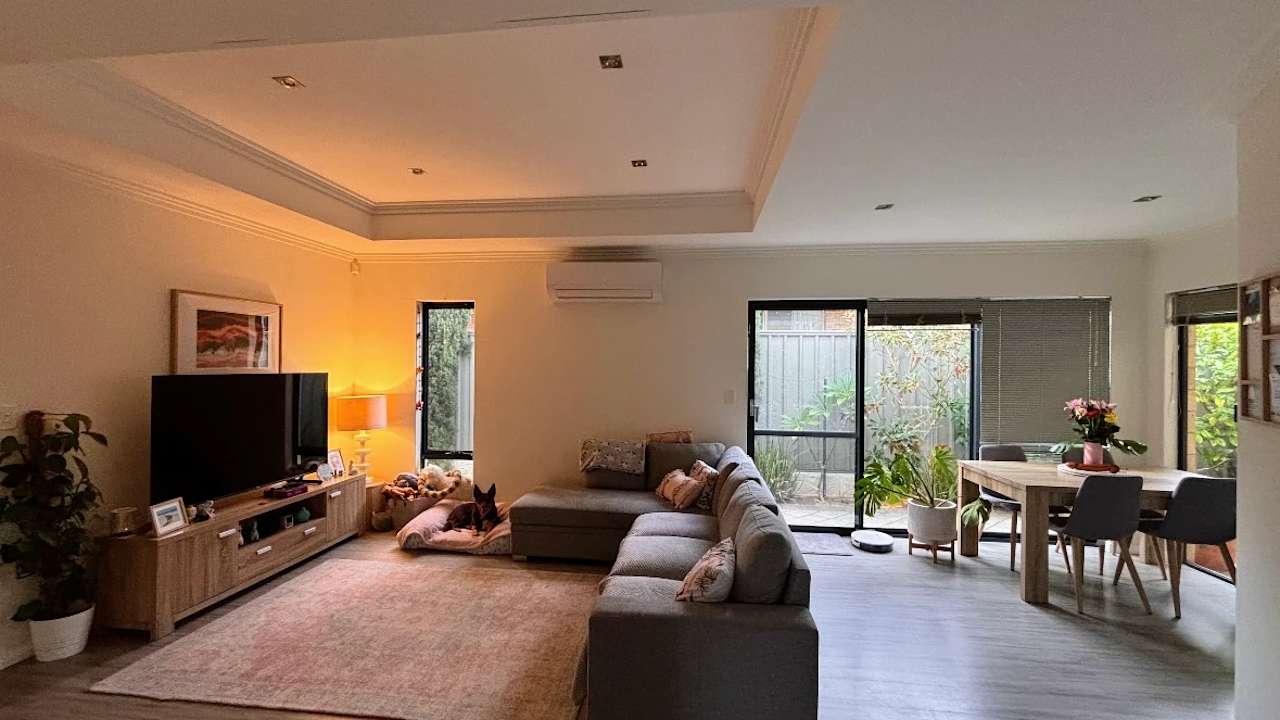Furnished room with own bathroom