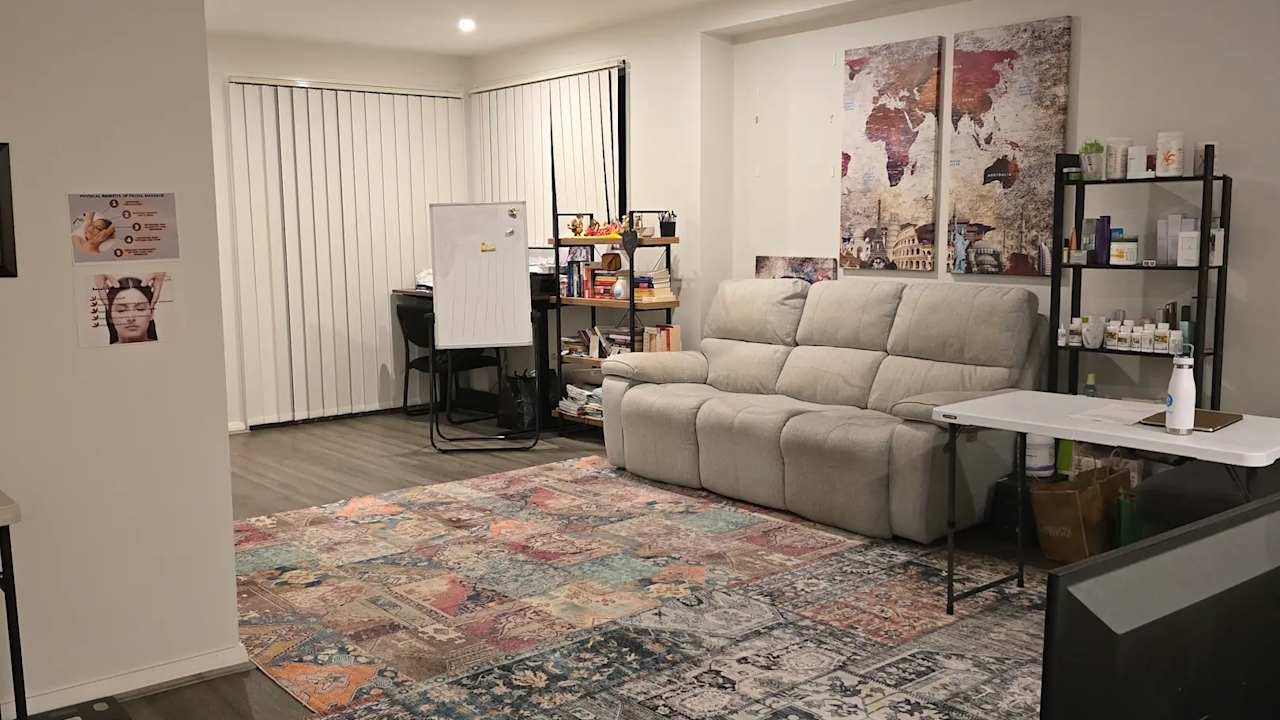 Furnished room with own bathroom