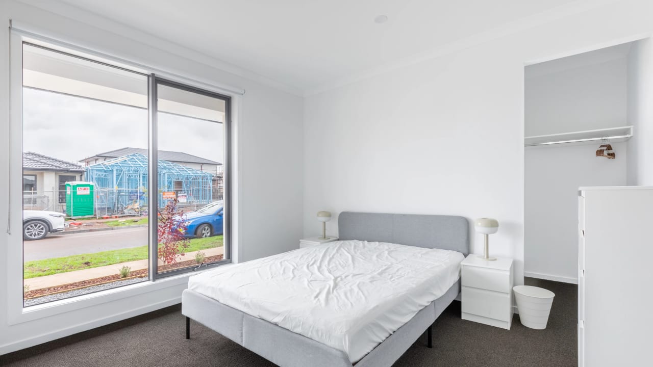 Furnished room with ensuite in a share house