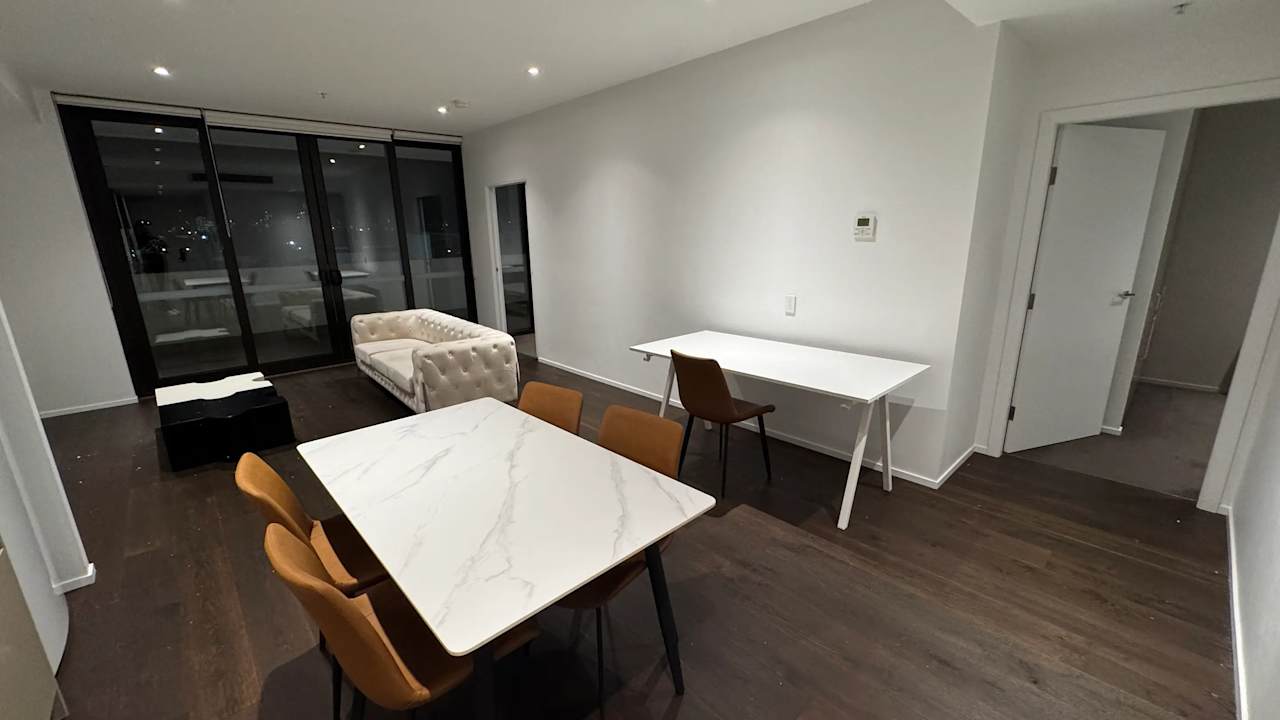 Whole property with 2 rooms for rent