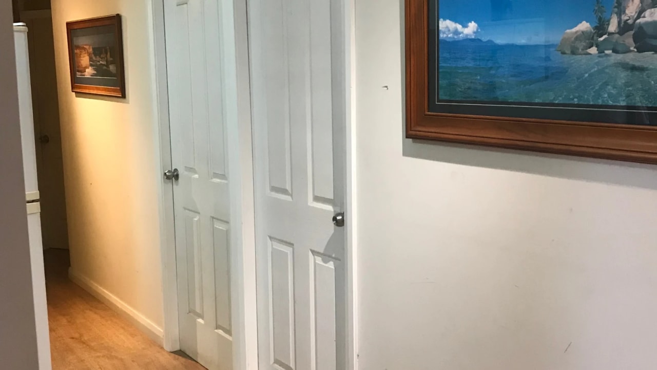 Room in a share house