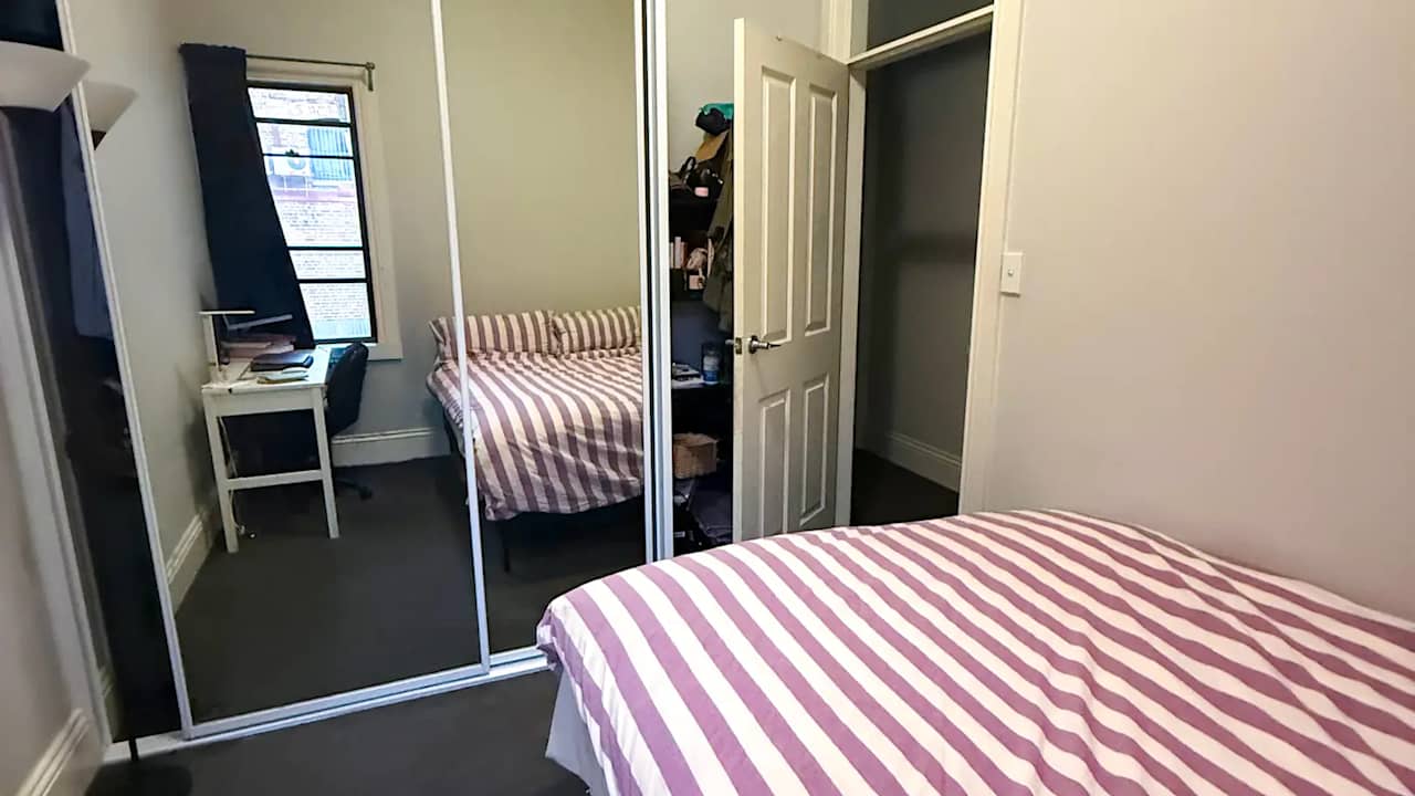 Unfurnished room in a share house
