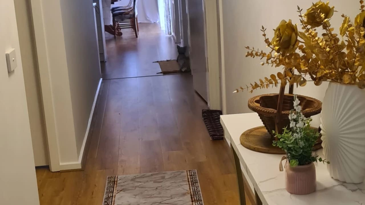 Room in a share house