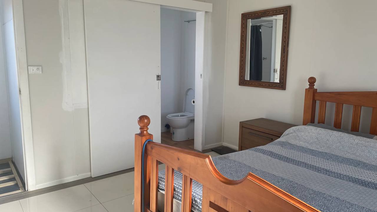 Room with ensuite in a share house