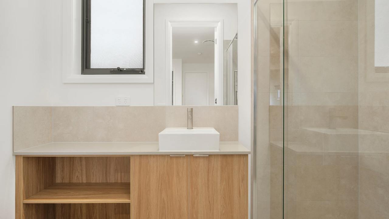 Unfurnished room with own bathroom