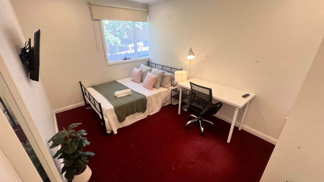 Furnished room in a share house