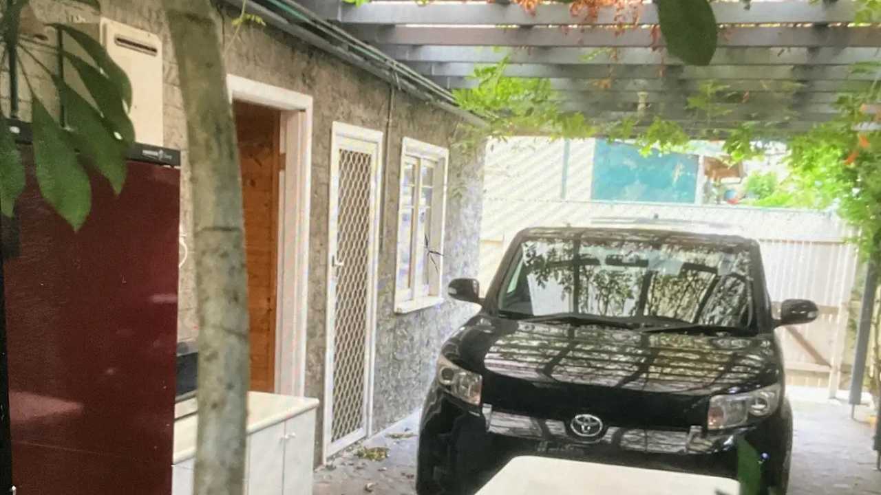 Whole property with 2 rooms for rent