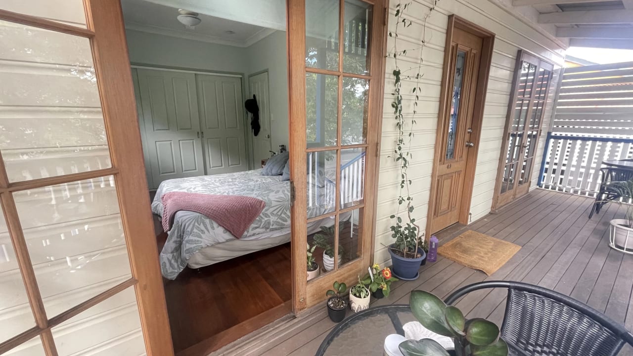Furnished room in a share house