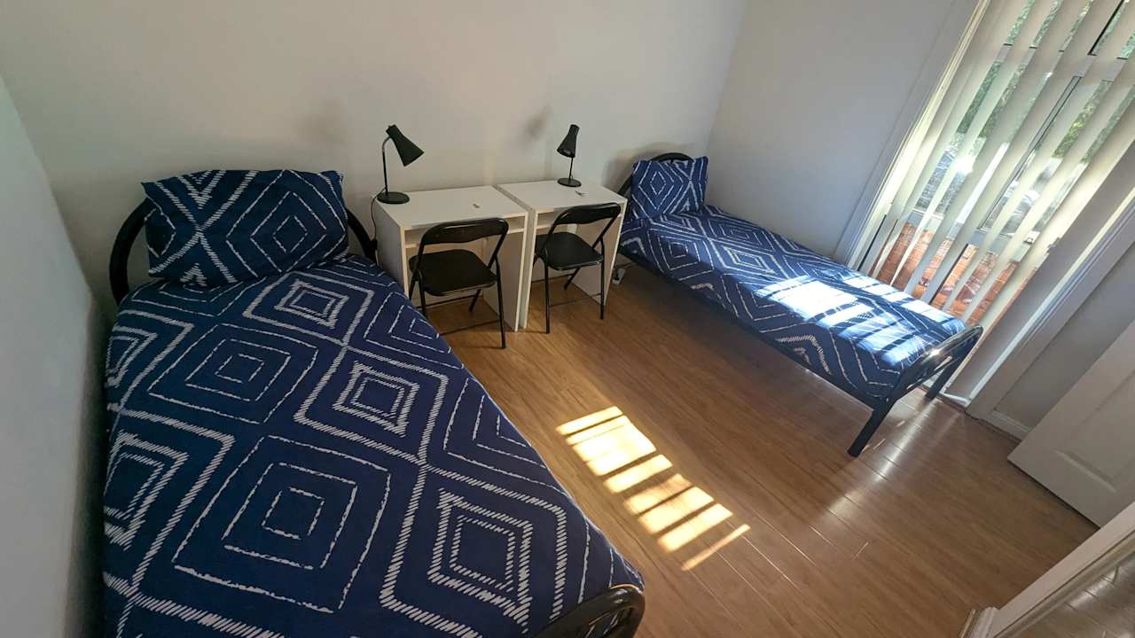 Furnished room in a share house