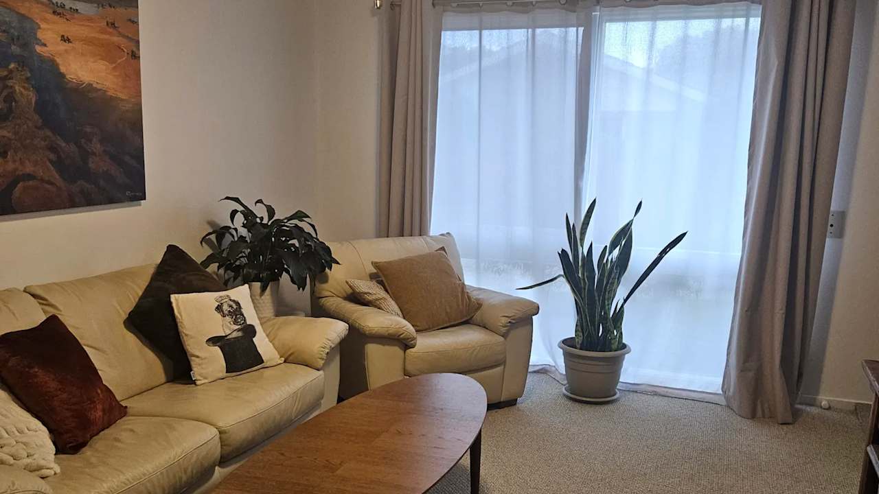 Whole property with 2 rooms for rent