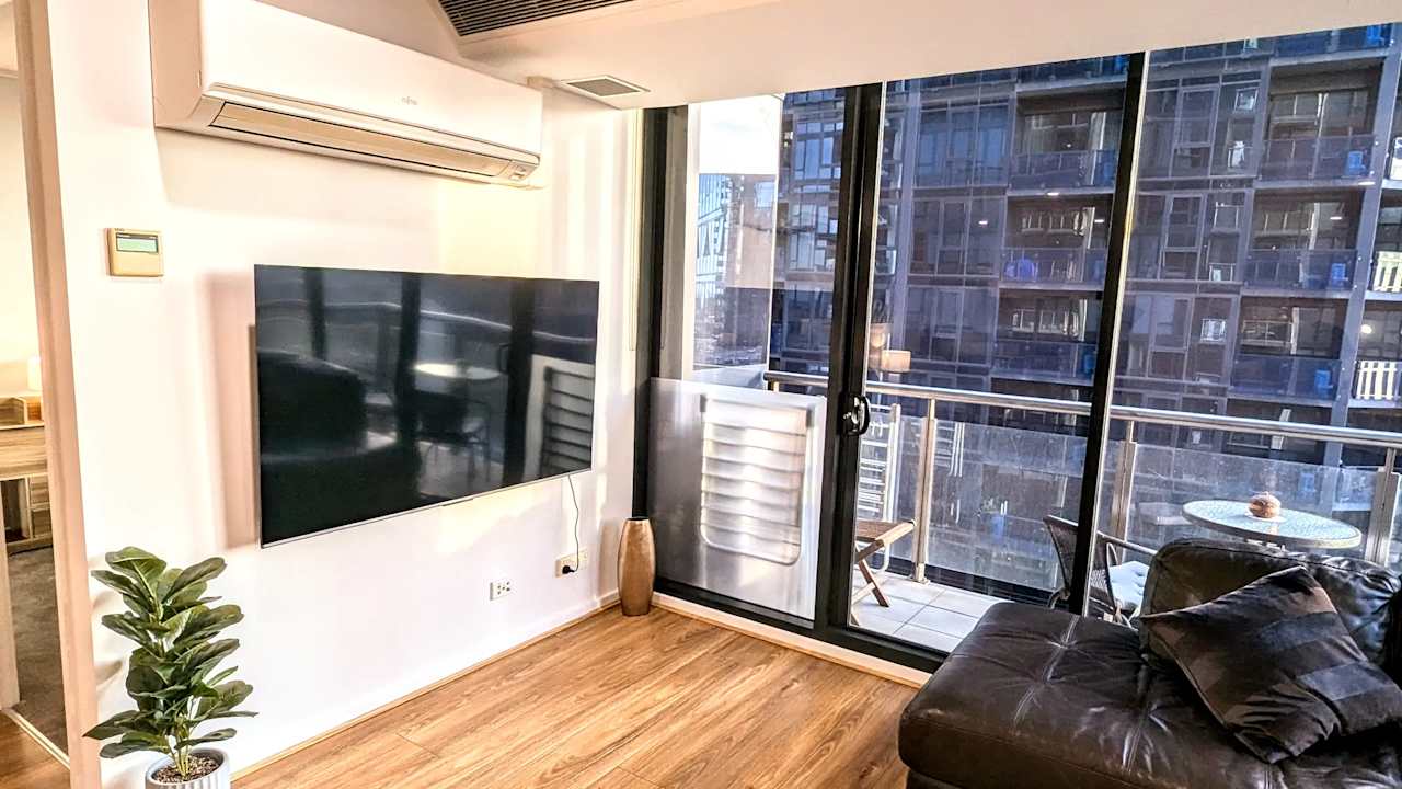 Whole property with 2 rooms for rent