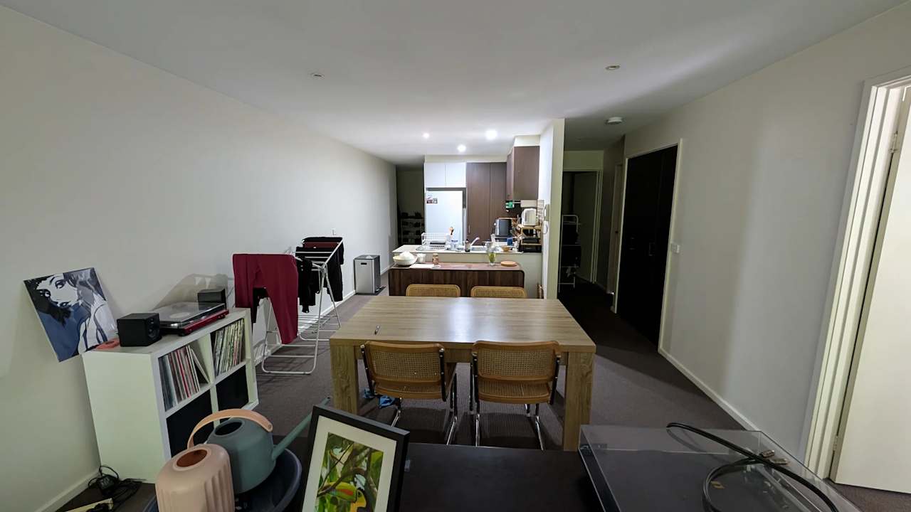 Unfurnished room with ensuite in a flatshare