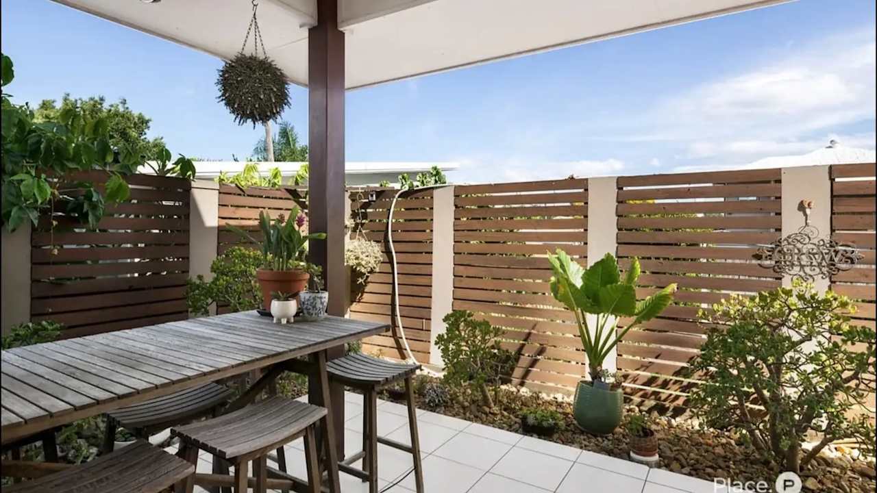 Unfurnished room with ensuite in a share house