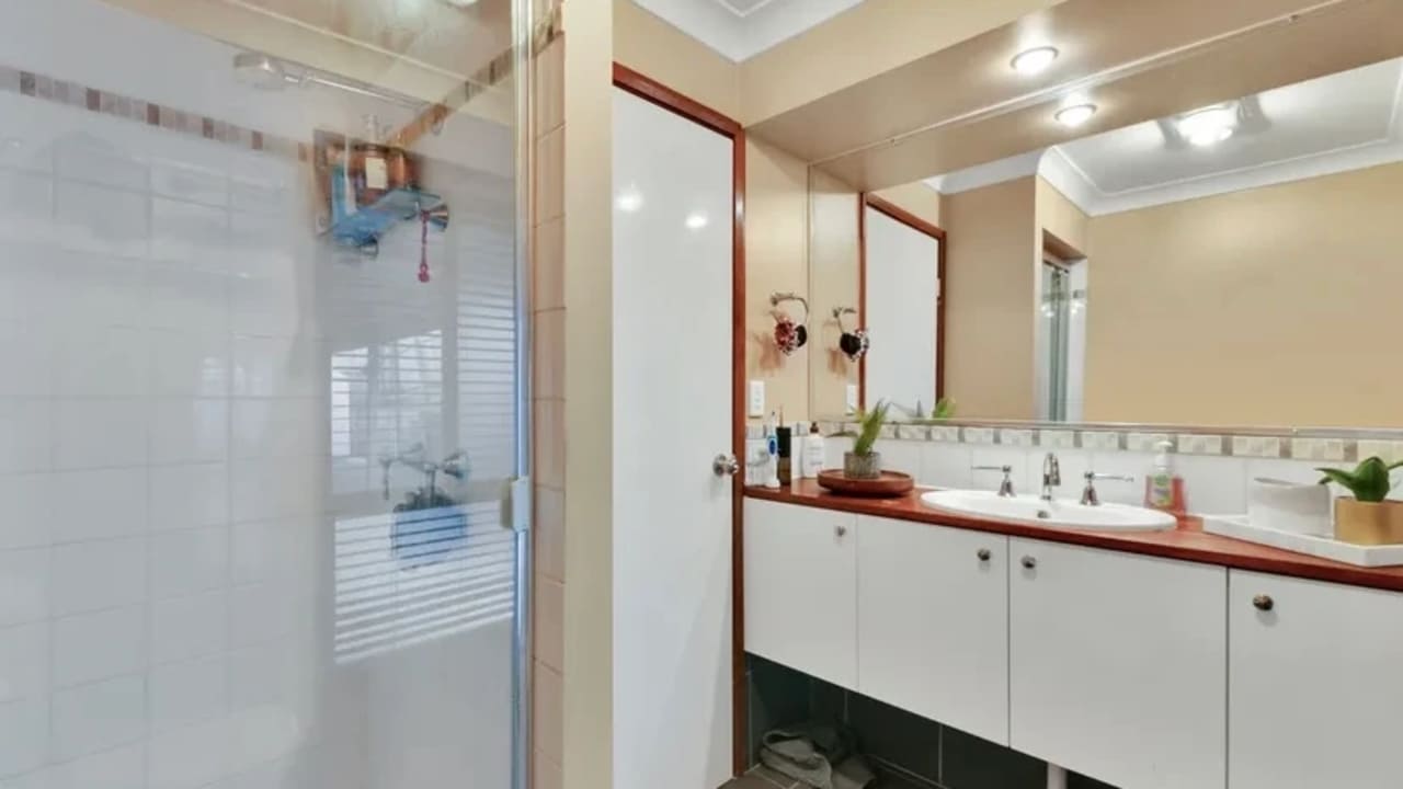 Furnished room with ensuite in a share house