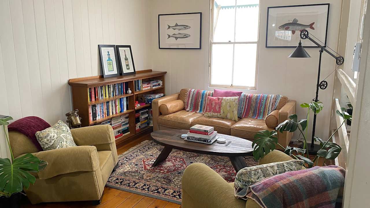 Whole property with 2 rooms for rent