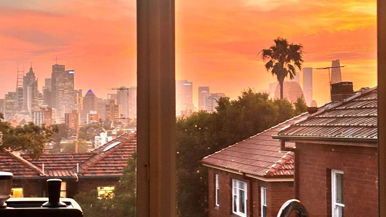 Whole property with 2 rooms for rent