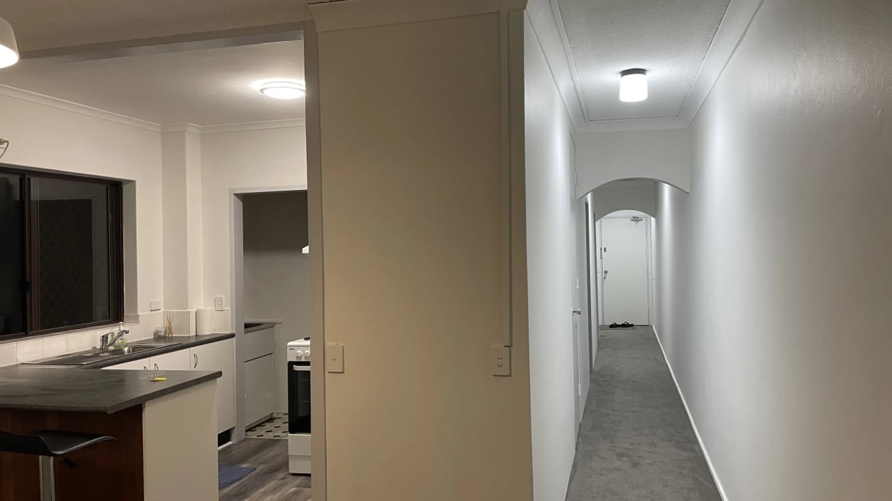 Furnished room in a flatshare