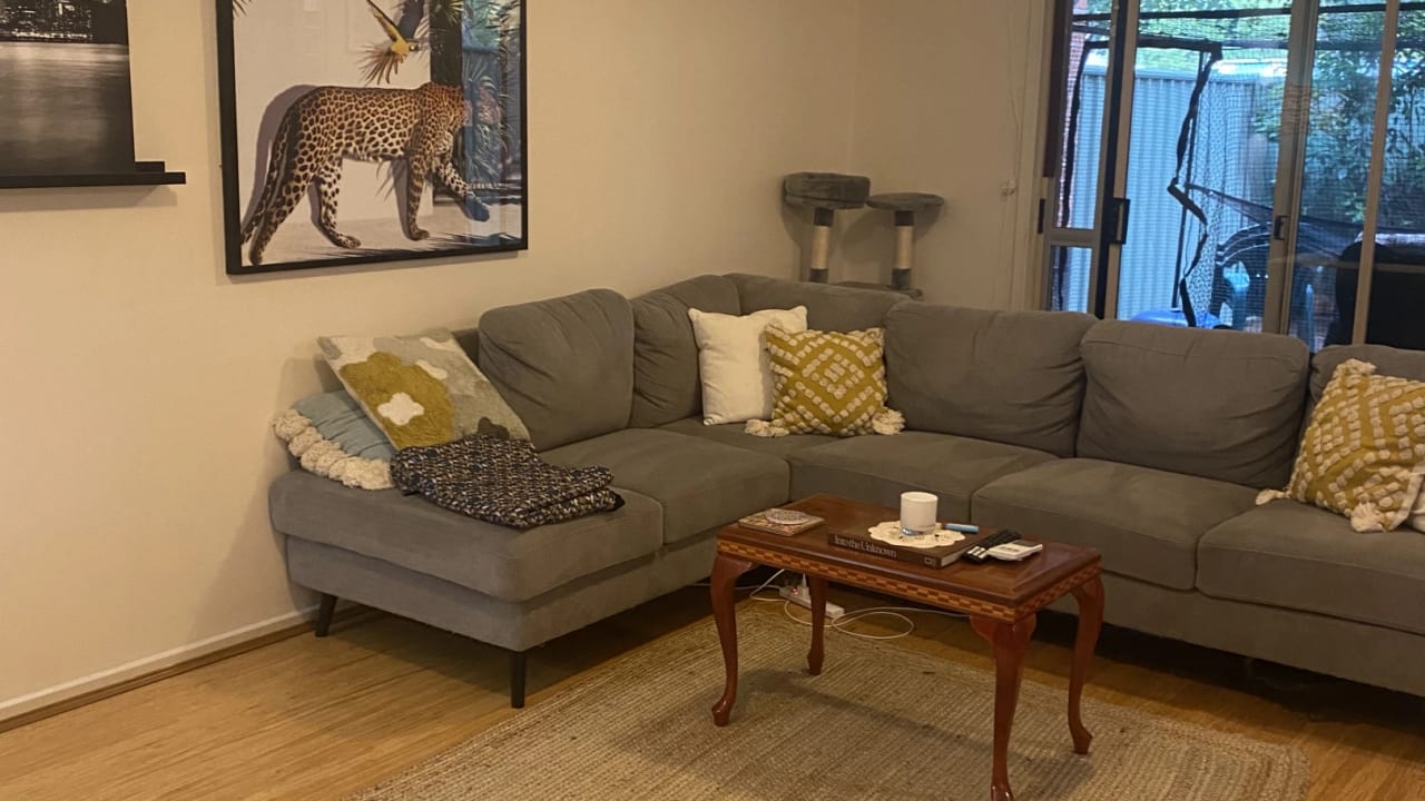 Unfurnished room in a share house