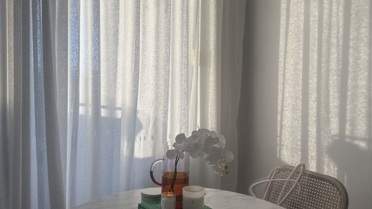 Unfurnished room in a flatshare
