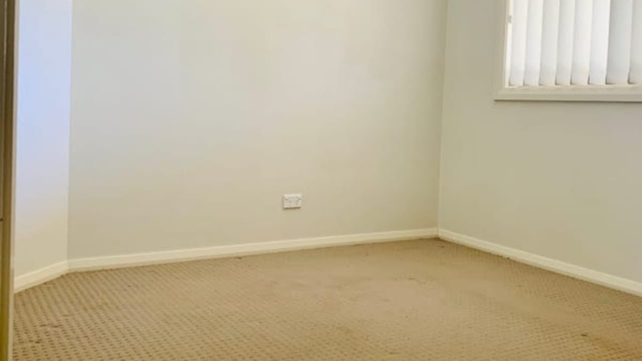 Unfurnished room in a share house