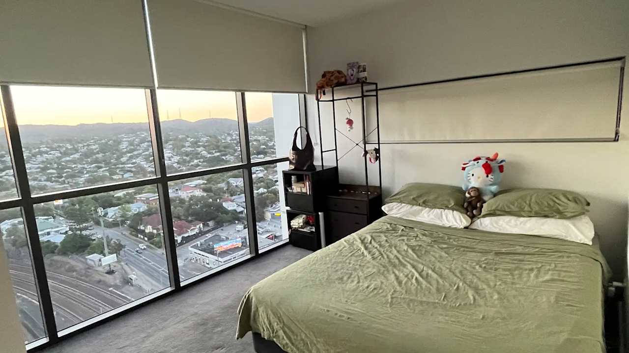 Furnished room in a flatshare