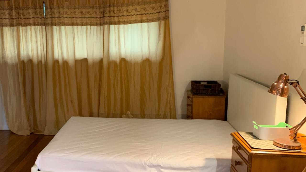 Furnished room with own bathroom