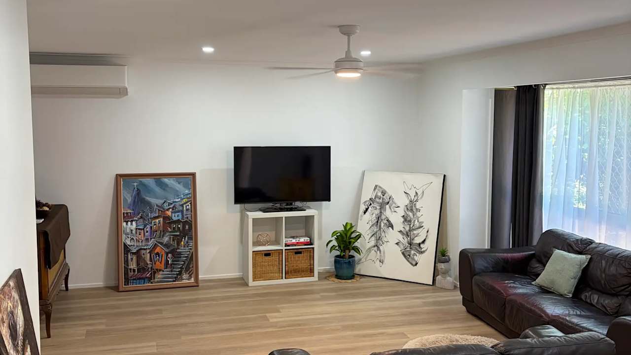 Unfurnished room in a share house