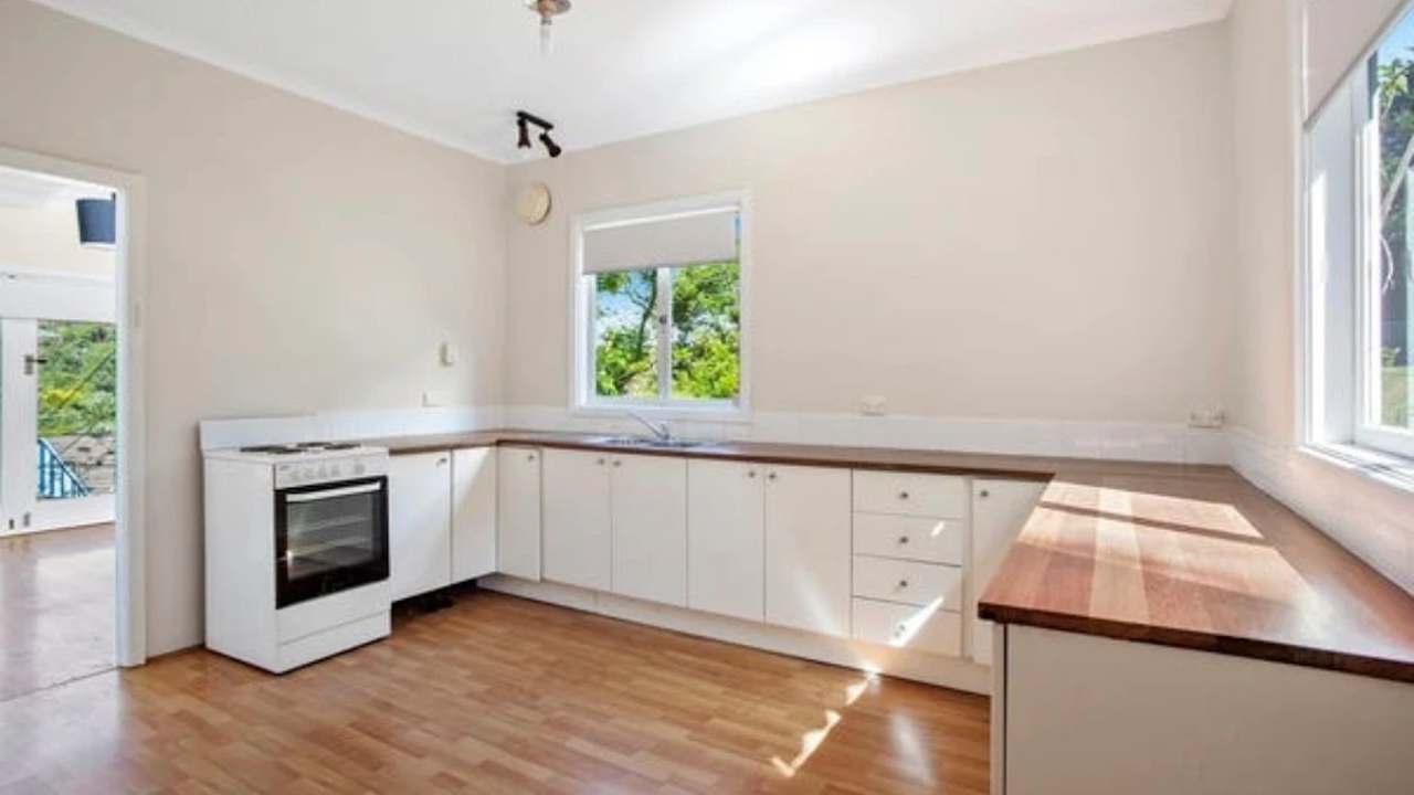 Unfurnished room in a share house