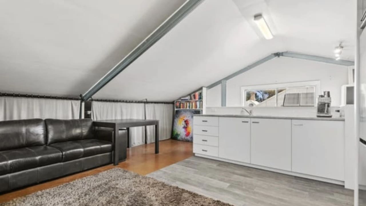 Room studio flat for rent