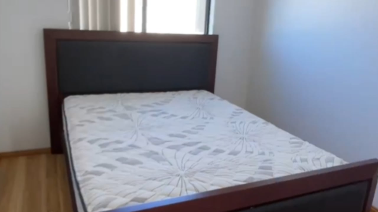 Whole property with 2 rooms for rent