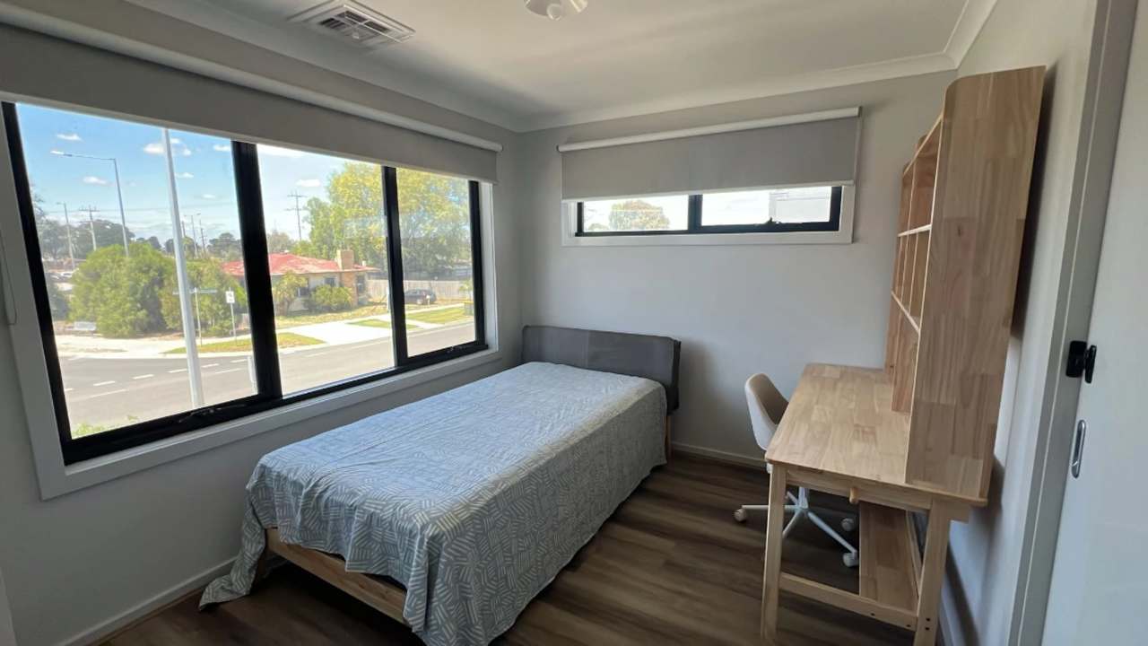 Furnished room with ensuite in a share house