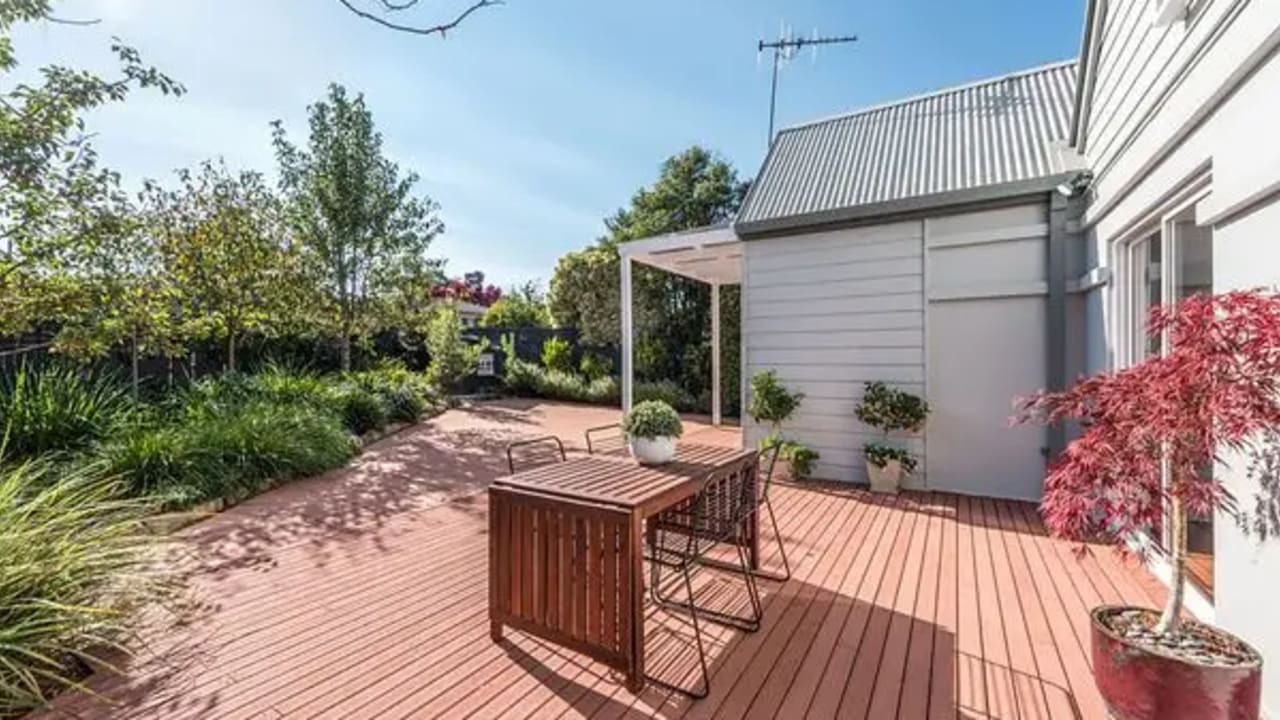 Unfurnished room in a share house