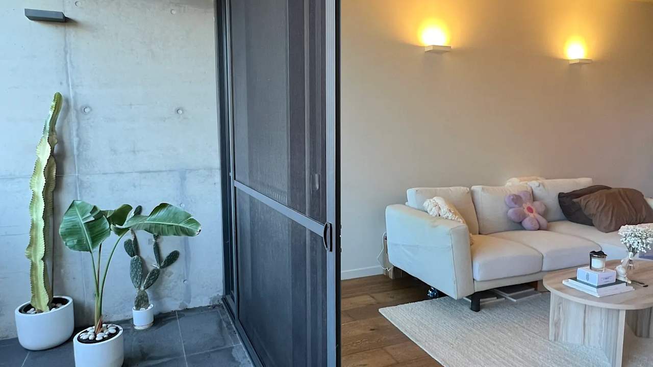 Whole property with 1 room for rent