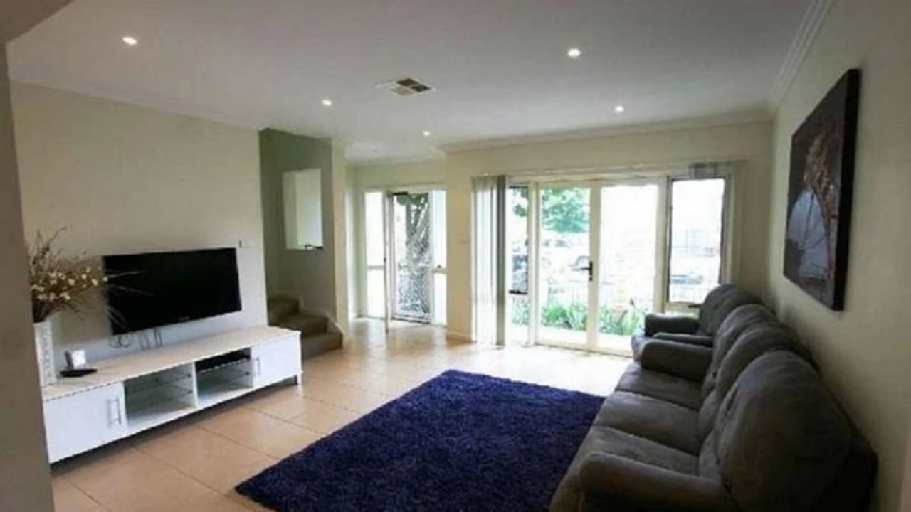 Room in a share house