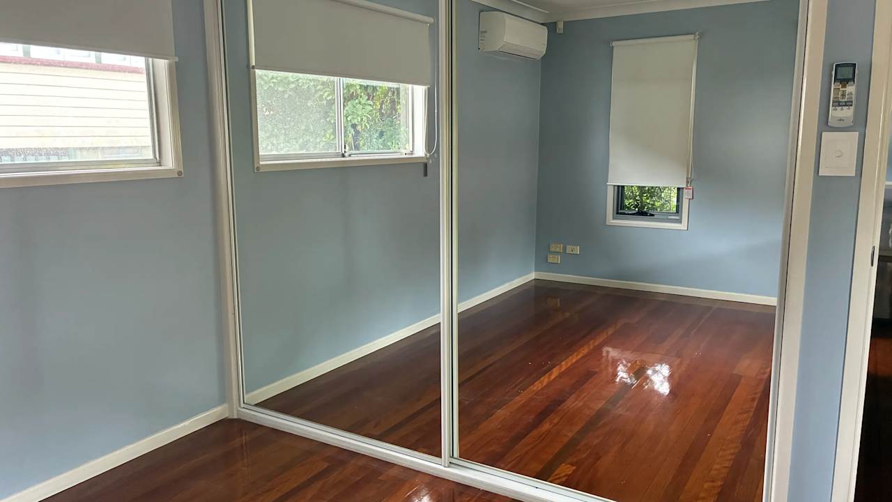 Unfurnished room in a share house