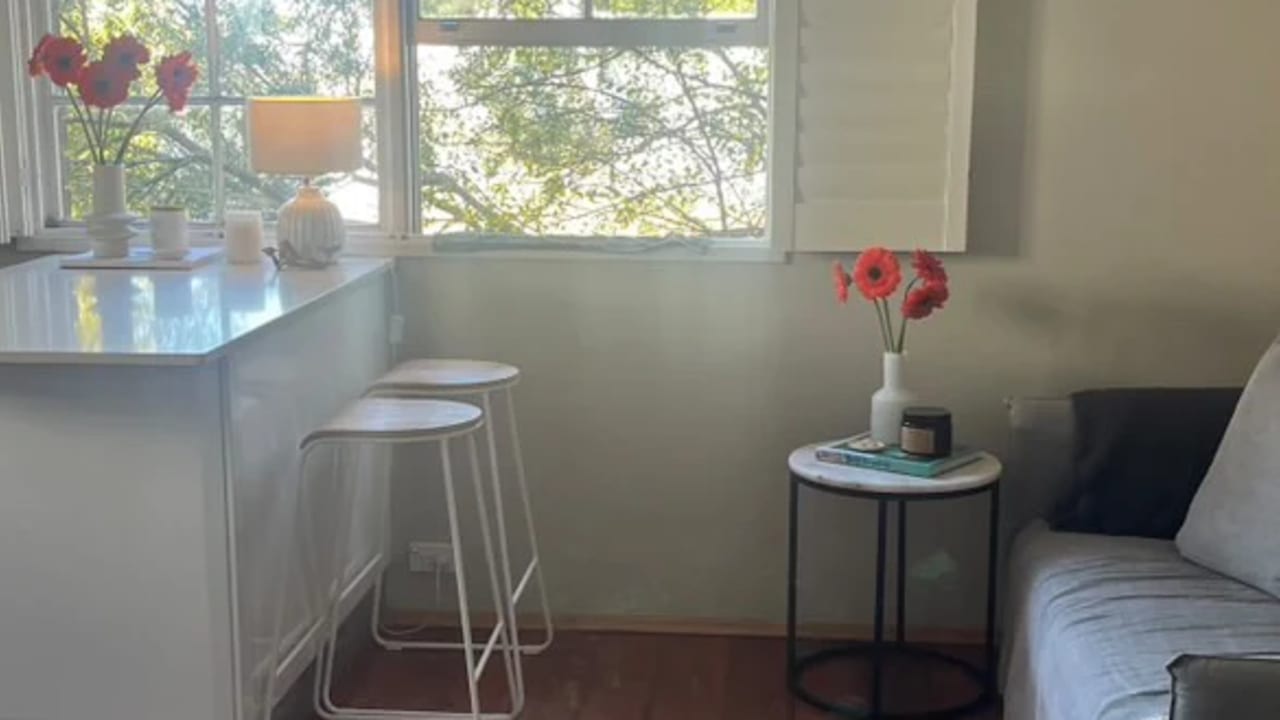 Unfurnished room in a flatshare
