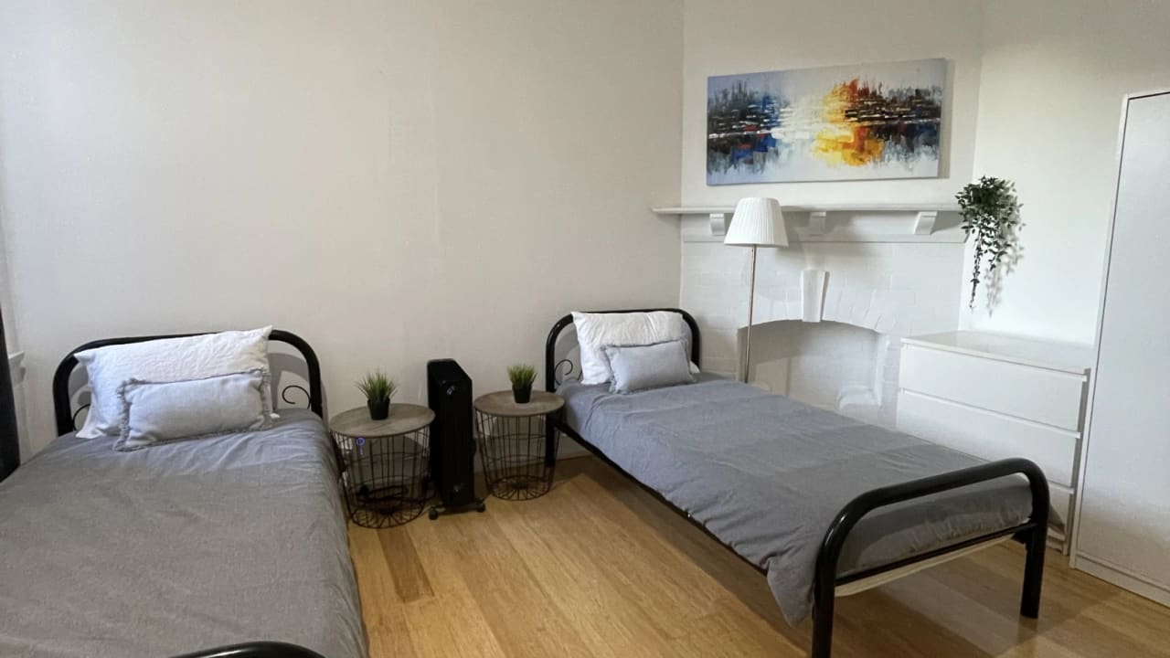 Furnished room in a share house