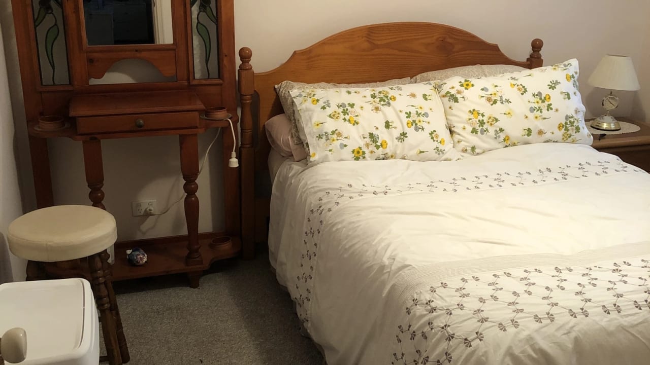 Furnished room with own bathroom