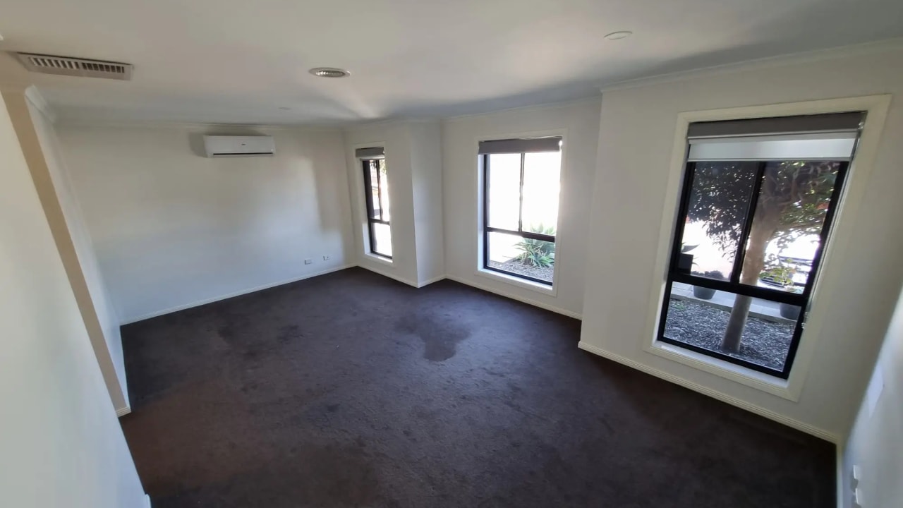 Room with ensuite in a share house