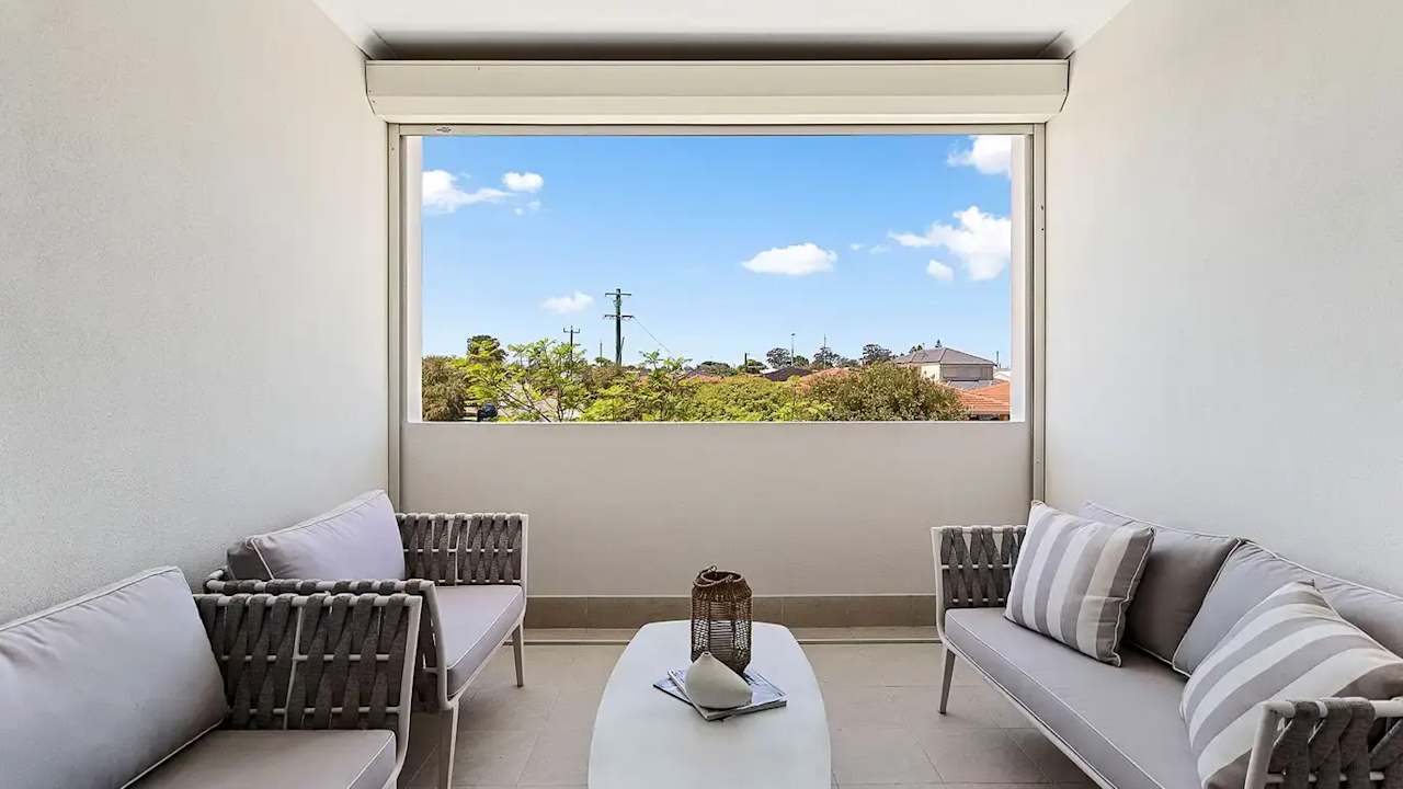 Furnished room in a share house
