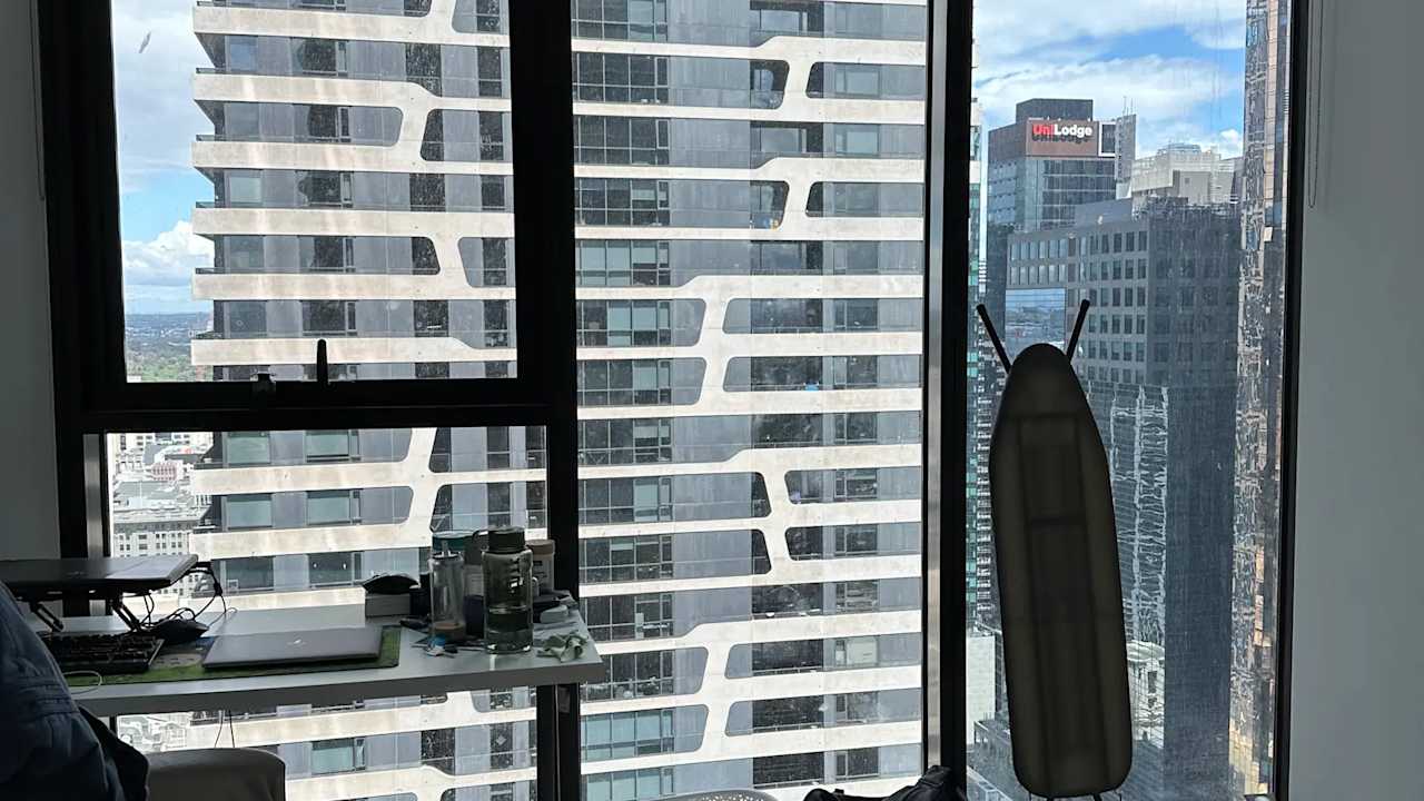 Furnished room in a flatshare