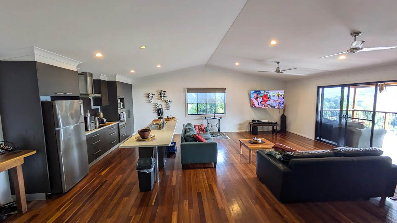 Furnished room in a share house