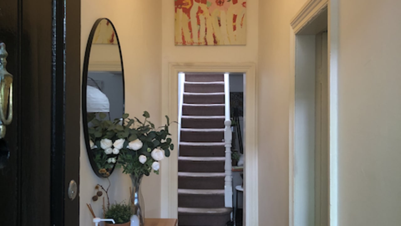 Furnished room in a share house