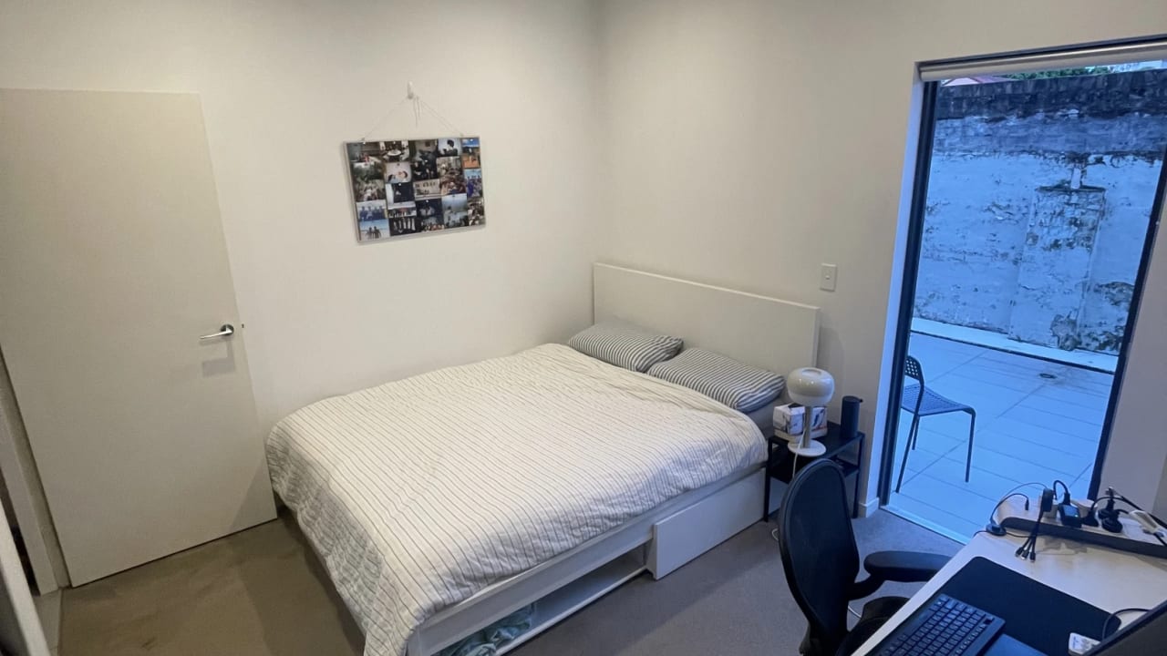 Furnished room with own bathroom