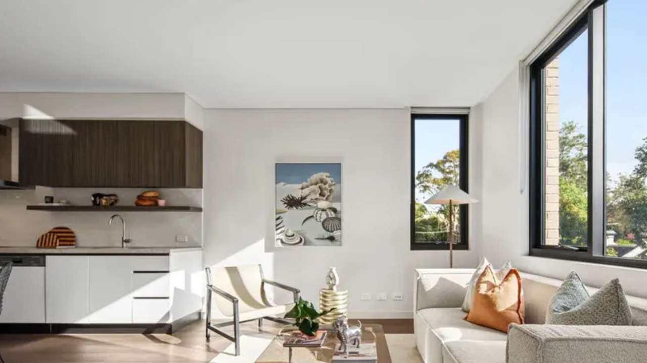 Whole property with 2 rooms for rent